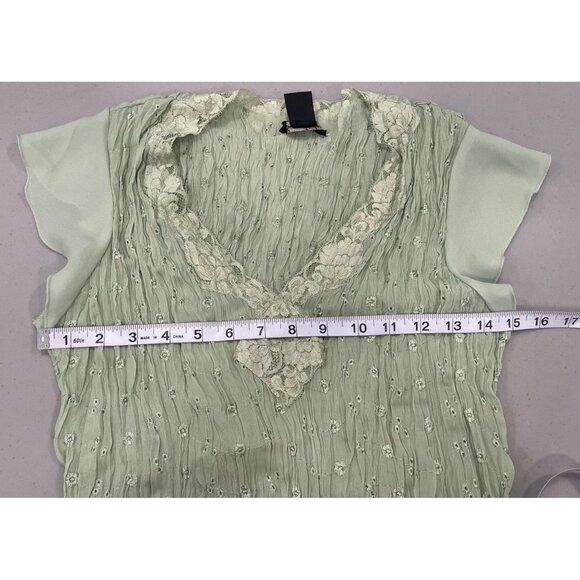 Sunny Taylor Petal Pastel Green Lace Trim Smocked Floral Peasant Top Size M - Picture 7 of 10